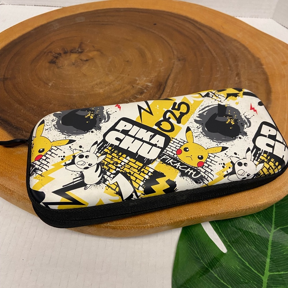 Nintendo Switch Pokémon Pikachu Hard Case